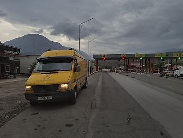 спринтер 3 куб: Легкий грузовик, Mercedes-Benz, Стандарт, 3 т, Б/у — 3