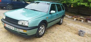 авто в токмоке: Volkswagen Golf Variant: 1995 г., 1.8 л, Механика, Бензин, Универсал