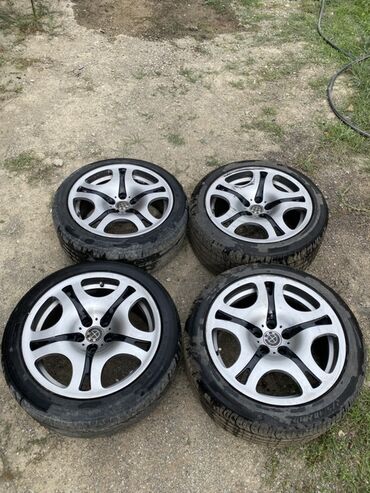 13 disk: İşlənmiş Disk təkər BMW 245 / 45 / R 19, 5 Boltlu