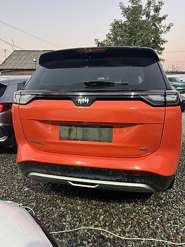 motor: Weltmeister W6, 2022 г., 60000 км, Передний, В наличии — 4