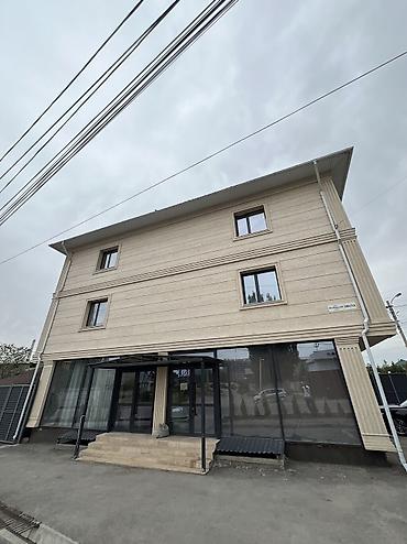 gethome: Сдается коммерческое помещение, 1000 квадратных метров, 3 этажный + — 3