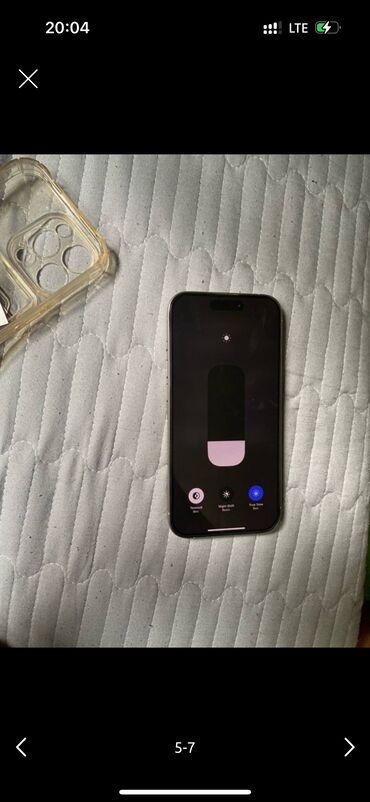 Apple iPhone: IPhone 15 Pro, Б/у, 256 ГБ, Natural Titanium, Защитное стекло, Чехол, Коробка, 88 %