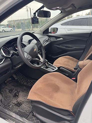 шевралеь: Chevrolet Onix: 2020 г., 1 л, Автомат, Бензин, Седан — 6