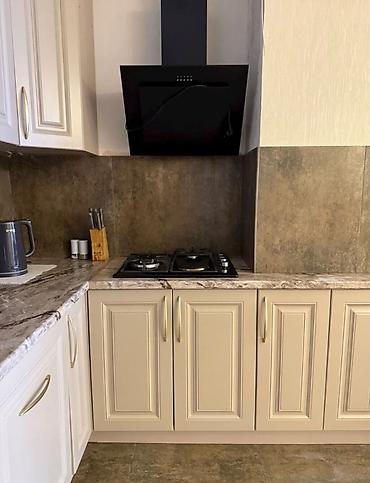 Долгосрочная аренда квартир: 3 комнаты, Агентство недвижимости, Без подселения, С мебелью полностью — 5