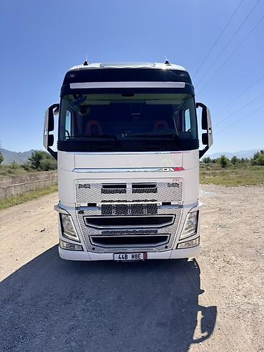 волво фш: Тягач, Volvo, Без прицепа — 2