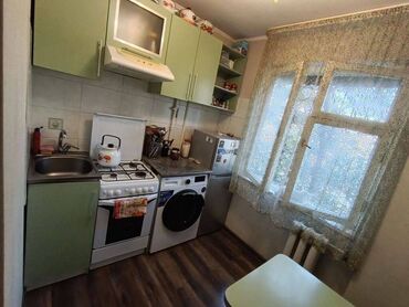 104 серия квартиры: 2 бөлмө, 44 кв. м, 104-серия, 2 кабат, Косметикалык ремонт