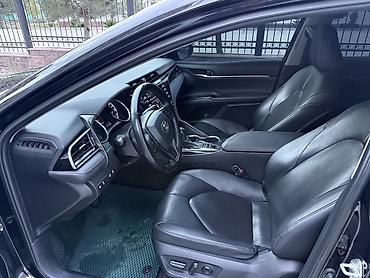 баги: Toyota Camry: 2020 г., 2.5 л, Автомат, Гибрид, Седан — 9