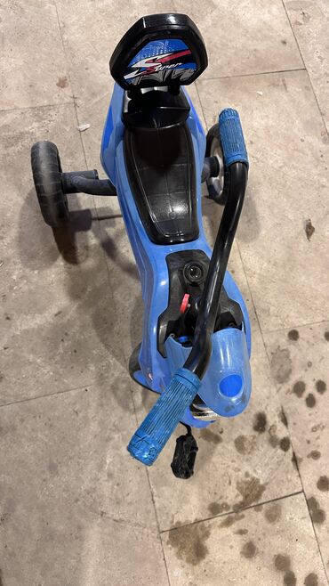 Uşaq velosipedləri: Iki ededir. 2sin alana endirim olacaq — 4