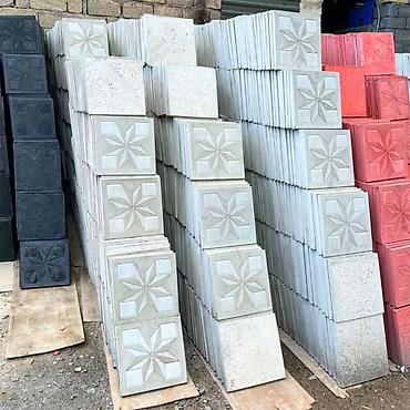 aglay daş: Aglay Daşlari 1 Kvadrati 3 Manat - 4 Eded Balyans Tumba Şar Karniz — 1