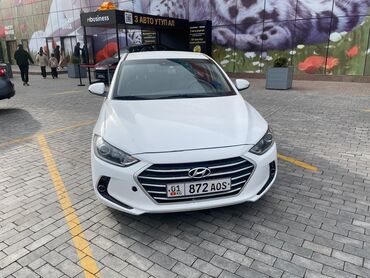 Hyundai: Hyundai Avante: 2017 г., 1.6 л, Робот, Дизель, Седан