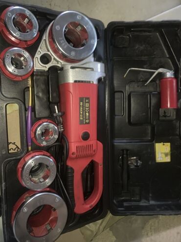 Nərdivanlar: Elektrik boru yiv açma dəsti - Güclü elektrik yiv açma maşını
