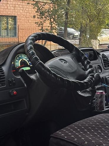 mers sapok: Эвакуатор, Mercedes-Benz, 2002 г., Прямая — 10