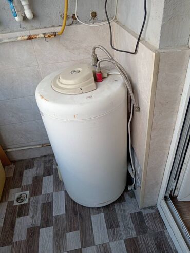Paltaryuyan maşınlar: Ariston 80 l, İşlənmiş, Kredit yoxdur, Ünvandan götürmə