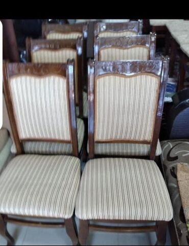 стол консоль: 6eded stul satilir prablemi yoxdur Qiymeti 150 azn unvan Saray Raya