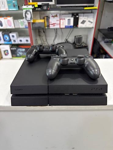 Sony PlayStation 4 oyun konsolu - Model: PS4 (orijinal korpus, qara