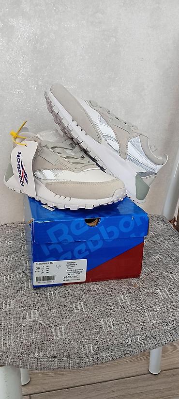 Reebok CL Runner TM — женские кроссовки новые.качество👍 Размер: EU 38