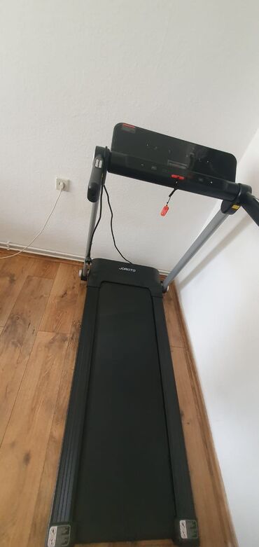 Qaçış trenajorları: Joroto qaçış zolağı, istifadəçilərə evdə məşq etmək üçün rahat və — 2