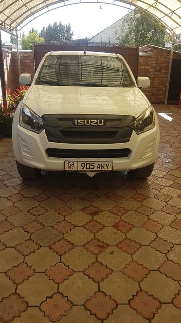 Isuzu: Isuzu : 2019 г., 3 л, Механика, Дизель, Пикап — 7