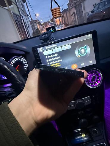 Apple iPhone: IPhone 13, Qara — 7