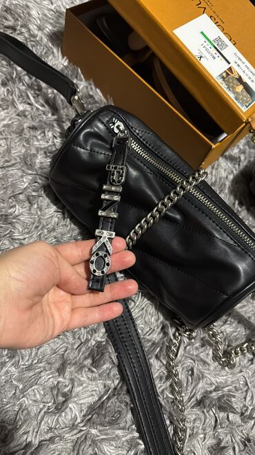 Hamisi satilir yeni kimi premium modelerdi hamisi