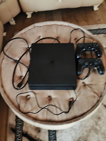 sniper elite: PlayStation 4 Slim oyun konsolu paketi Xüsusiyyətlər: - Model: PS4 — 1