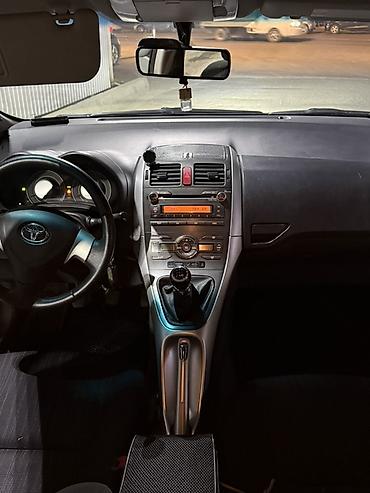 r18 lx: Toyota Auris: 2008 г., 1.6 л, Автомат, Бензин, Хэтчбэк — 10