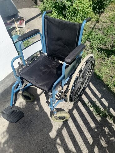 стом кресло: Продаётся инвалидное кресло. Б. У в Кара-балта