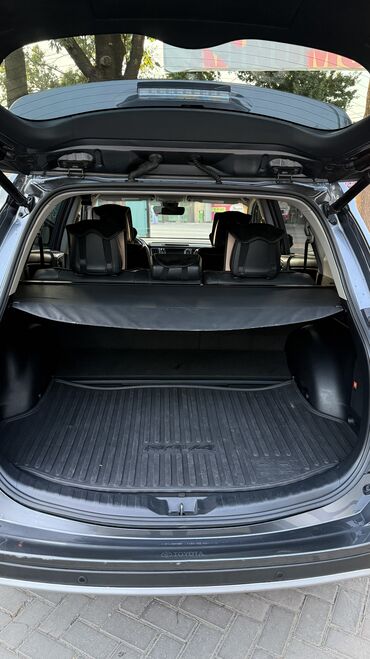 Toyota: Toyota RAV4: 2017 г., 2.5 л, Гибрид, Внедорожник — 7