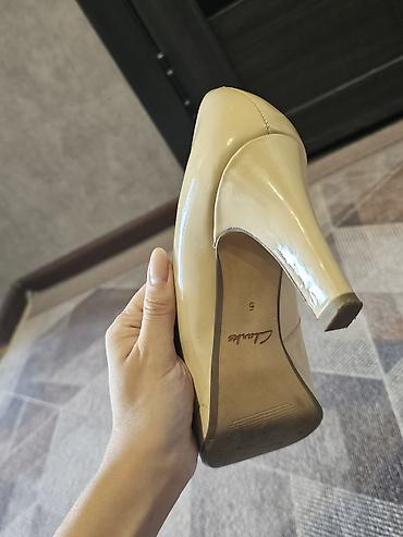 clarks обувь: Туфли-лодочки Clarks Softwear - Модель: лодочки на устойчивом каблуке — 3