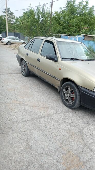 афто токмок: Daewoo Nexia: 2006 г., 1.5 л, Механика, Бензин, Седан