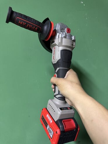 болгарка dewalt: Аккумуляторная болгарка, Новый, Бесплатная доставка