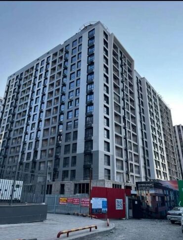 кыргыз недвижимост: 2 бөлмө, 77 кв. м, Элитка, 2 кабат, ПСО (өзү оңдоп түзөтүп бүтүү үчүн)