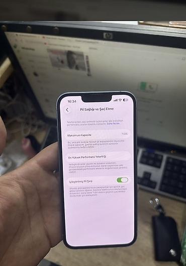 mobil kondisoner: IPhone 13, Göy, Face ID — 2