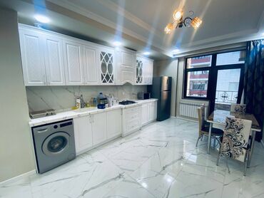 Uzunmüddətli kirayə mənzillər: Semaşkanın yanı Bravonun üstü 21 mərtəbəli binanın 17-ci mərtəbəsində — 10