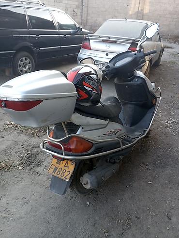 sprinter bazar: Продаю скутер прошу 29800 т на ходу сел завёл поехал . Есть варианты — 3