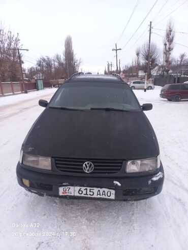 Volkswagen: Volkswagen Passat: 1994 г., 1.8 л, Механика, Бензин, Универсал