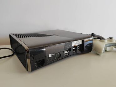 Xbox 360 & Xbox: Xbox 360 S sa igricama Xbox 360 slim, sa hardom od 320GB, kućno — 3