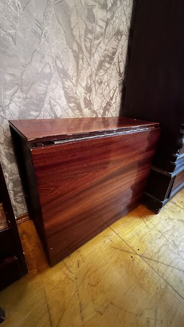 Otaqların uzunmüddətli kirayəsi: Merkezde 1 otaqli ev -da lalafo.az — 9 Otaqların uzunmüddətli kirayəsi: Merkezde 1 otaqli ev — 9