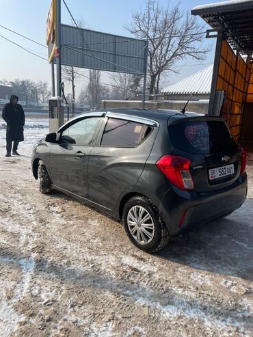Chevrolet: Chevrolet Spark: 2018 г., 1 л, Автомат, Бензин, Хэтчбэк — 4