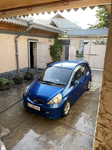 машине ош: Honda Fit: 2003 г., 1.3 л, Вариатор, Бензин, Хетчбек