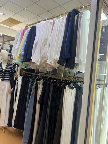 Стеллажи: Продаю кранштейны и зеркало с подсветкой в хорошем состоянии — 12