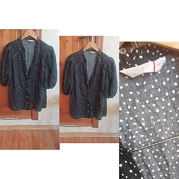 Qara rəngdə xırda ağ xallı qadın bluzası Razmer 42 XL Qiymət 3m Unvan