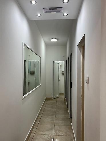 za kucu: Izdajem lokal 315m2. Koriscen je samo u privatne svrhe. Trenutno je — 6