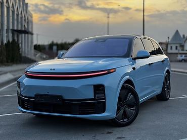 Lixiang L7: 2024 г., 1.5 л, Автомат, Гибрид, Кроссовер