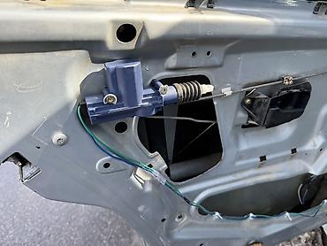 BMW: BMW 3 series: 1991 г., 1.8 л, Механика, Бензин, Седан — 11