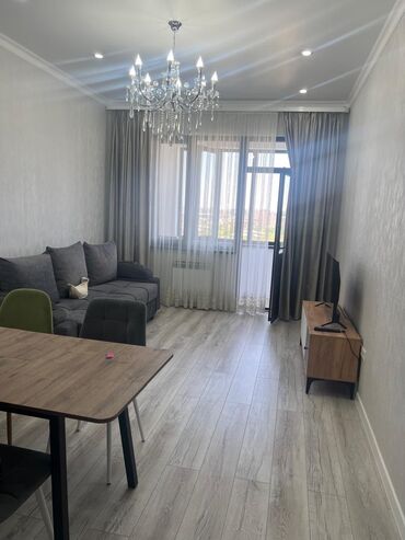 жалал абад кватира: 2 комнаты, 65 м², Элитка, 11 этаж, Евроремонт