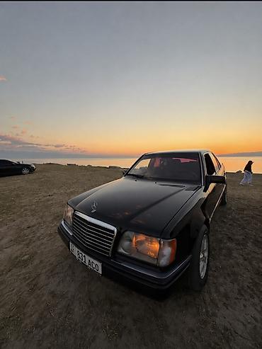 124 купэ: Mercedes-Benz W124: 1995 г., 2.2 л, Автомат, Бензин, Седан — 4