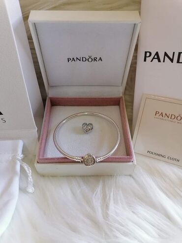 Narukvice: Pandora narukvica u originalnom pakovanju + gratis 1 privezak — 27