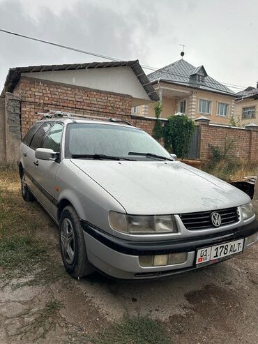 пассат вента: Volkswagen Passat: 2 л | 1995 г. | Универсал