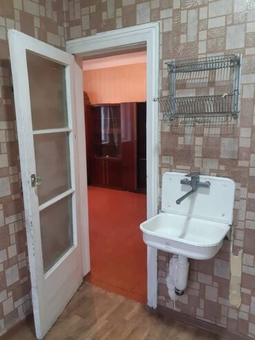 срочна продаю квартиру: 1 комната, 29 м², Индивидуалка, 2 этаж